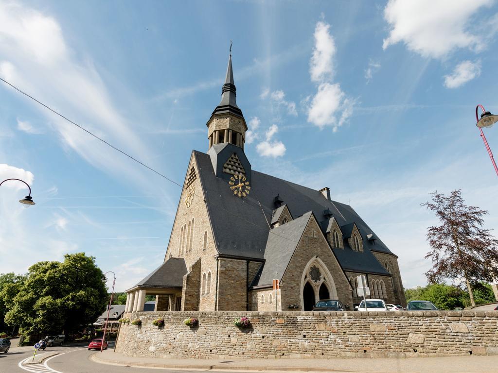 ヴィエルサルム A Beautifully Renovated Mansion In The Ardennesヴィラ エクステリア 写真